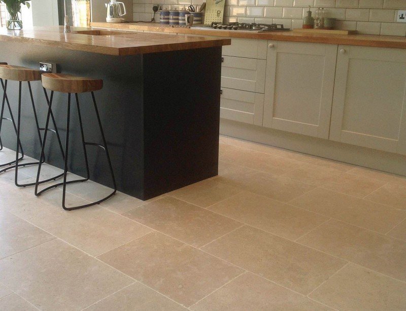 Natural Limestone Tiles Macadam Floor, Limestone Tile Flooring